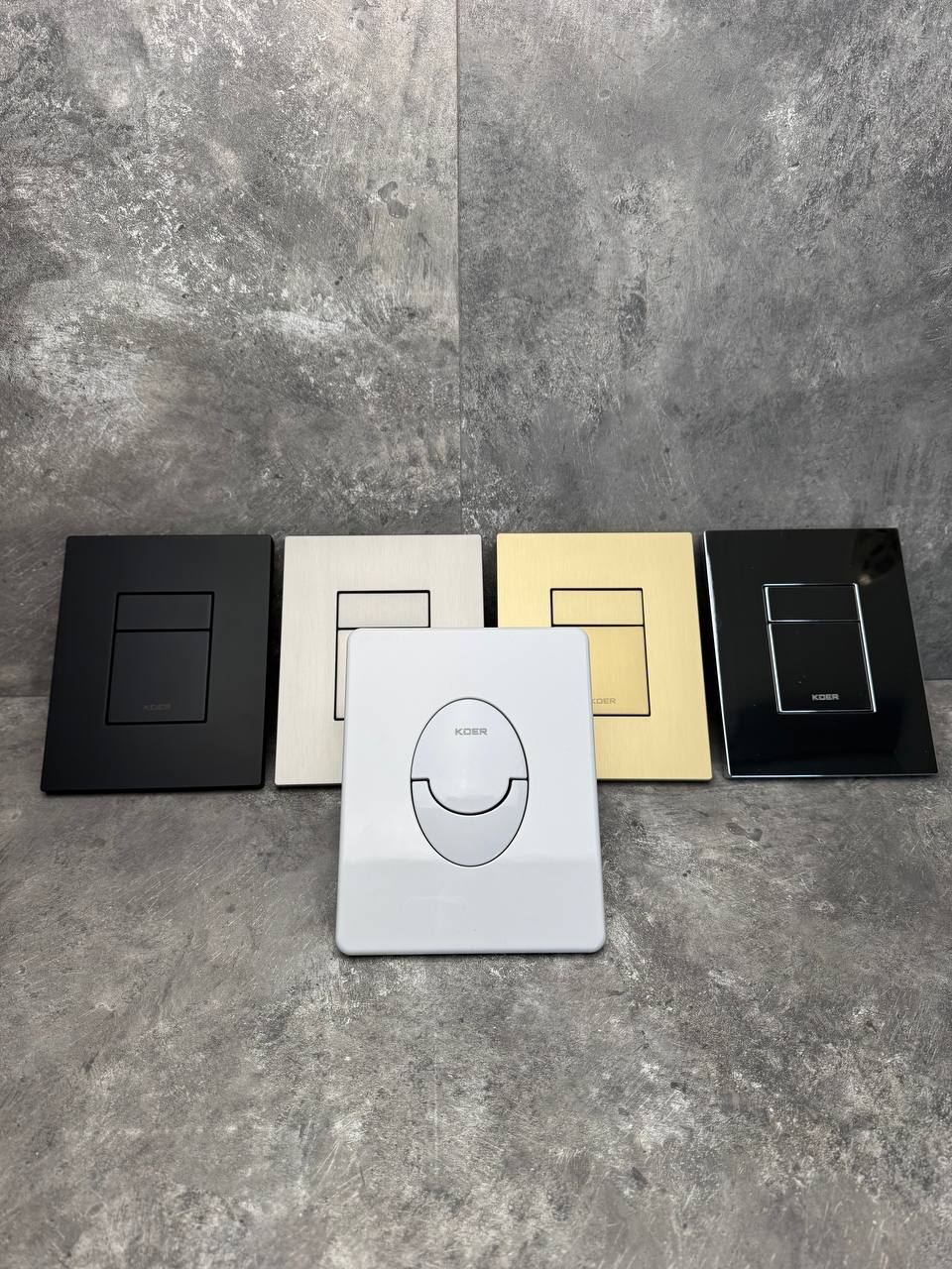 Панель змиву KOER KT-0606-05 157x198x3mm пластикова, кнопка закруглена (колір чорний матовий) (KR5343)