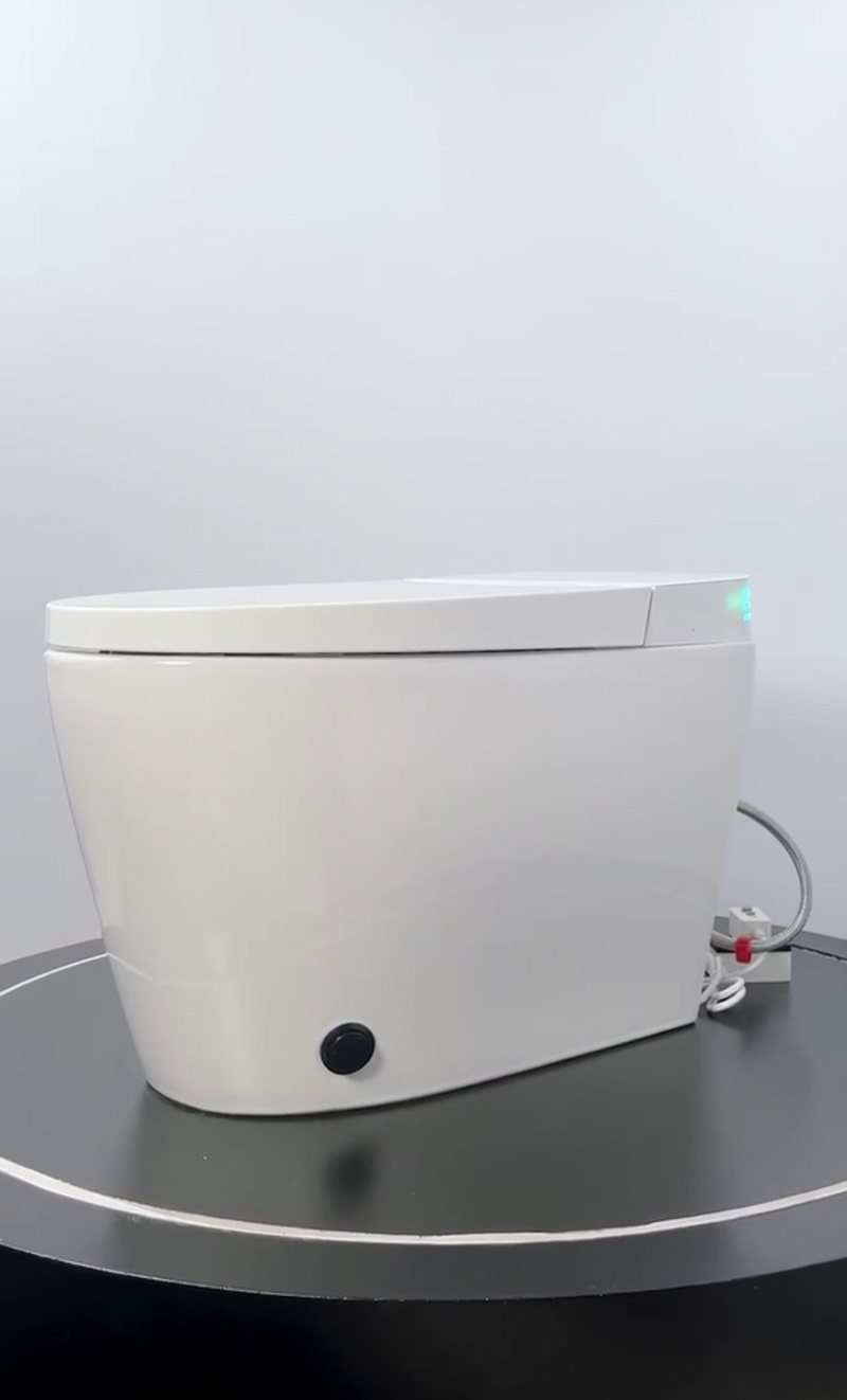Унітаз-біде підлоговий з електронним управлінням KOER TB-0201 SMART 675x400x450mm із вбудованим бачком (KR6071)